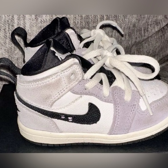 Air JORDAN AJ1 MID SE CRAFT CEMENT BLACK WHITE FD9089-002 - Size 7C - Picture 2 of 7